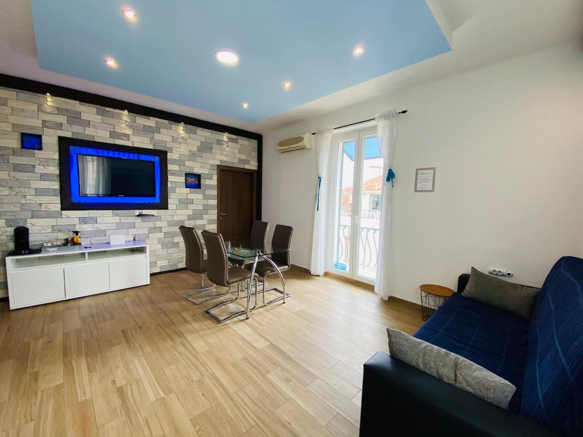 Violet Sea Breeze Apartment สปลิท ภายนอก รูปภาพ