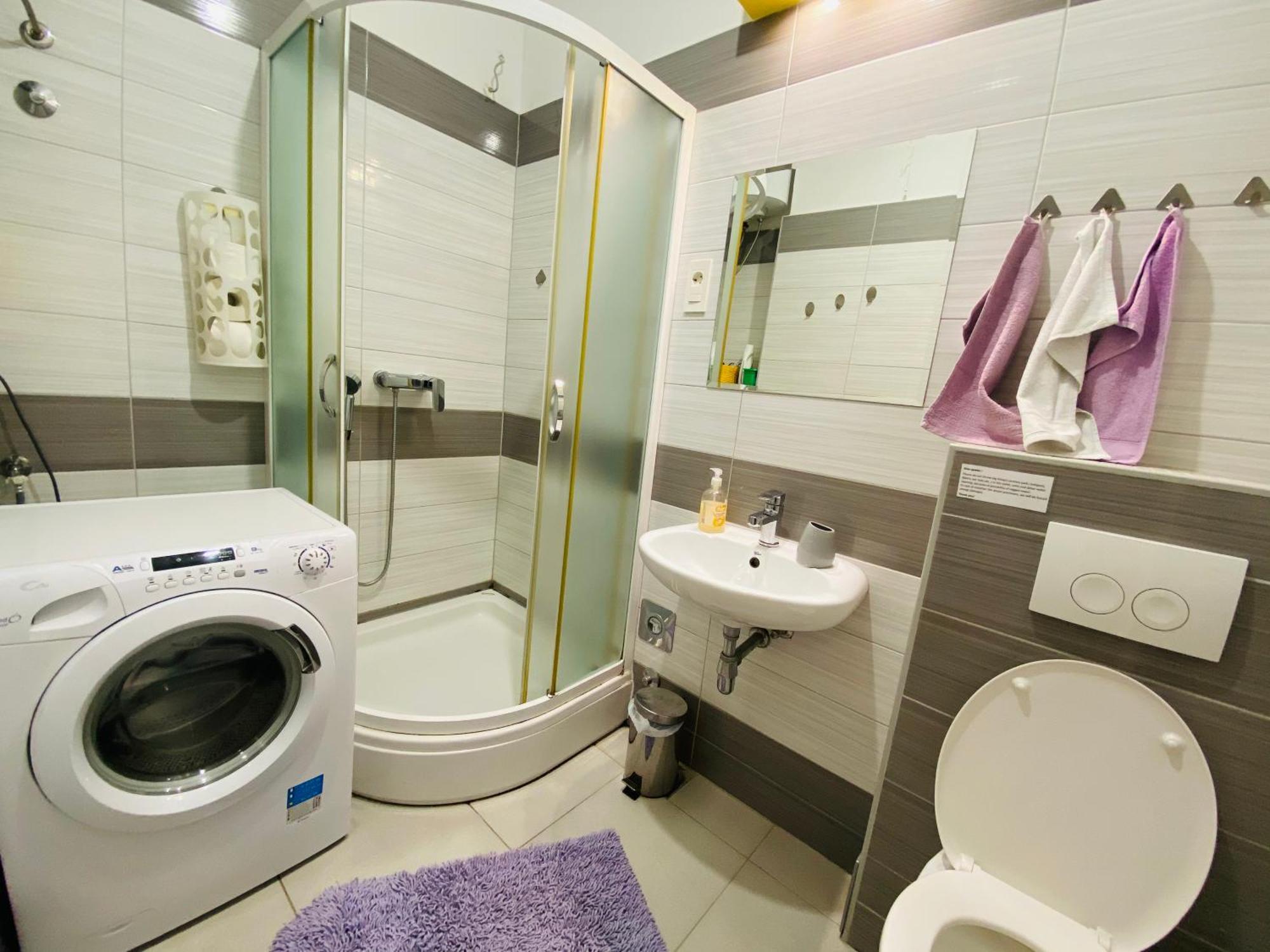 Violet Sea Breeze Apartment สปลิท ภายนอก รูปภาพ