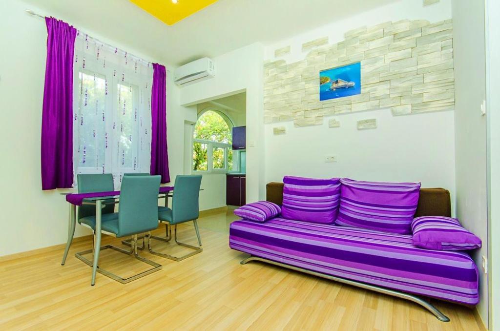 Violet Sea Breeze Apartment สปลิท ภายนอก รูปภาพ