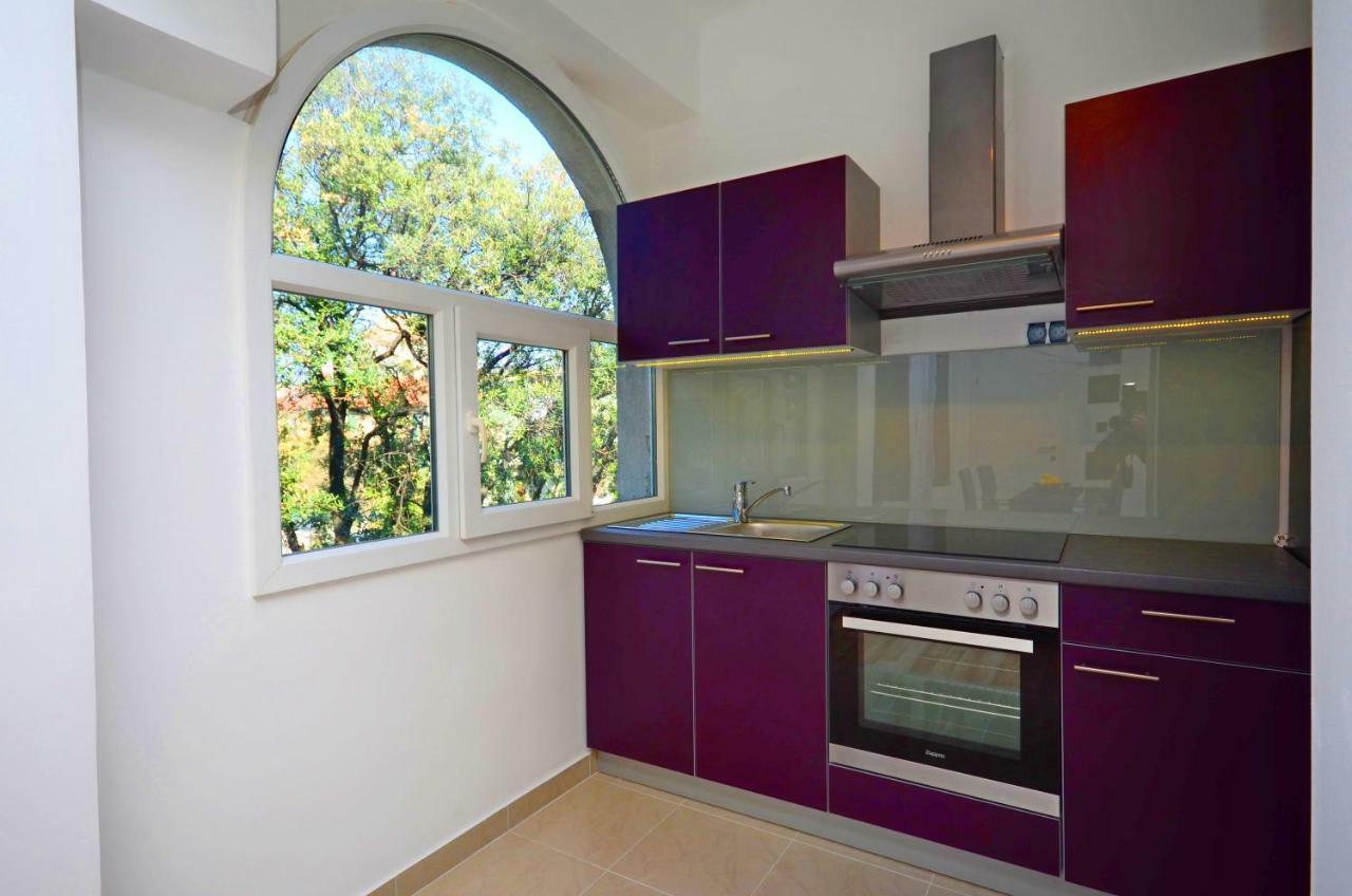 Violet Sea Breeze Apartment สปลิท ภายนอก รูปภาพ