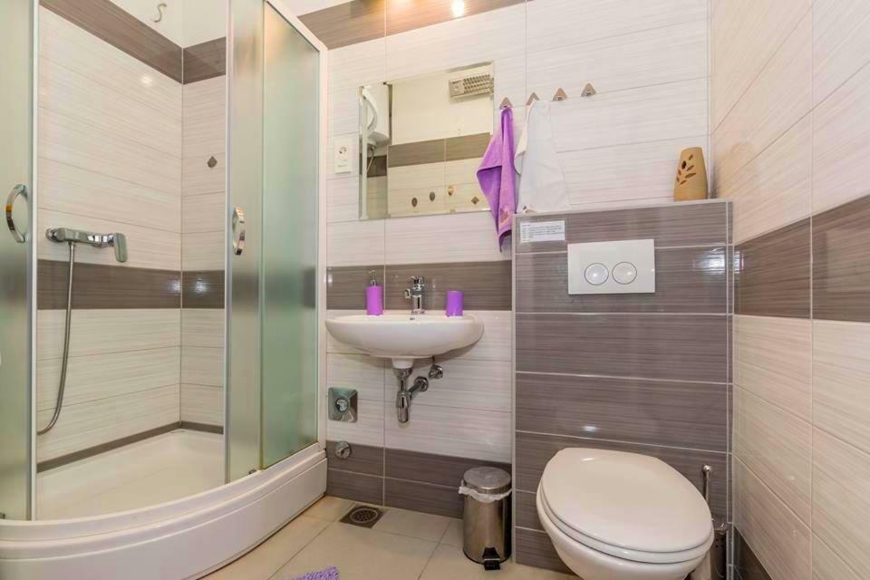 Violet Sea Breeze Apartment สปลิท ภายนอก รูปภาพ