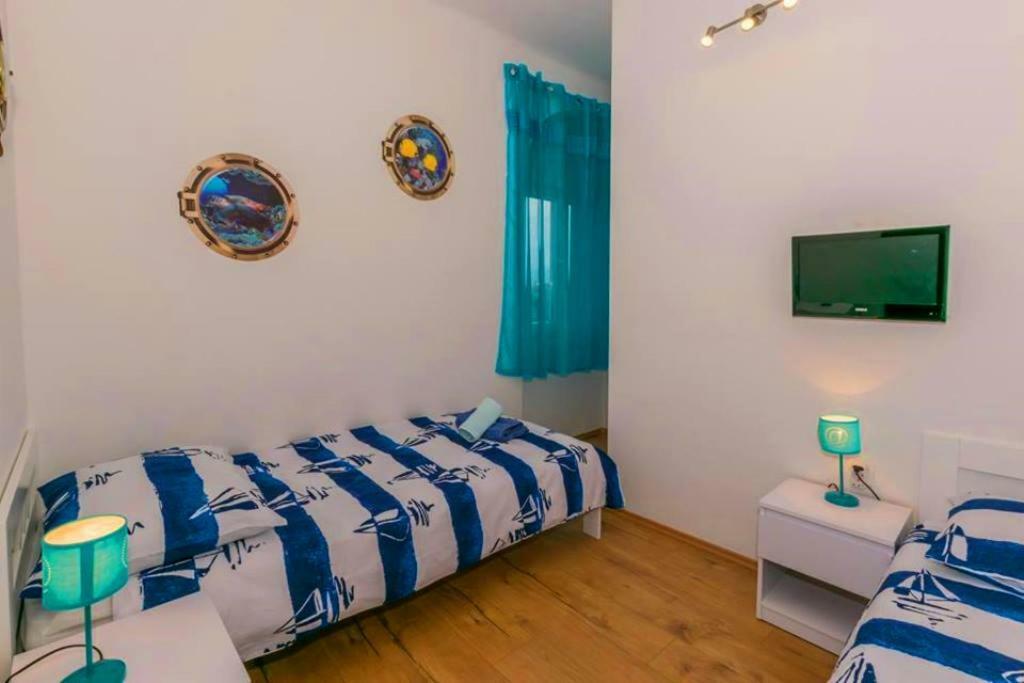 Violet Sea Breeze Apartment สปลิท ภายนอก รูปภาพ